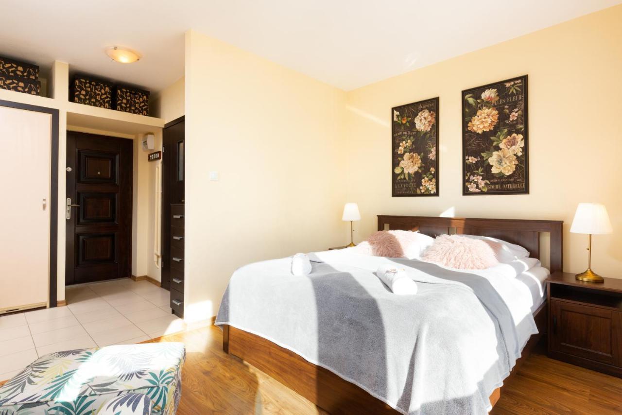 Apartments City Center Krucza By Renters 바르샤바 외부 사진